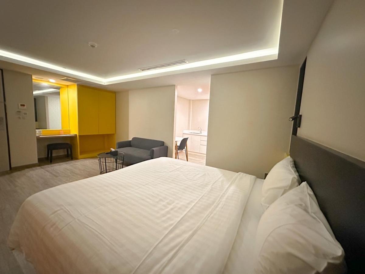 Hotel Z Zpaze Bangkok Dış mekan fotoğraf